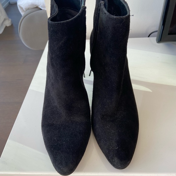 Banana Republic booties size 7US black - Picture 7 of 7